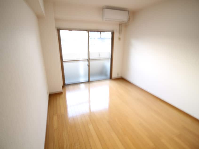 居室 ラフィ－ネ伊丹Ⅱ