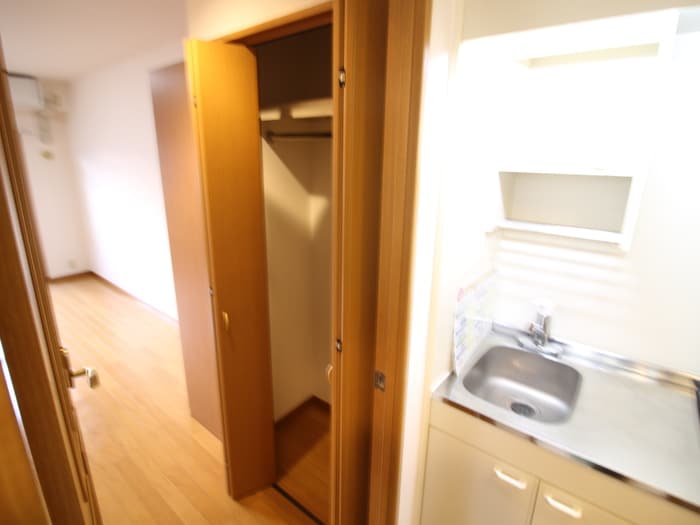 収納 ラフィ－ネ伊丹Ⅱ