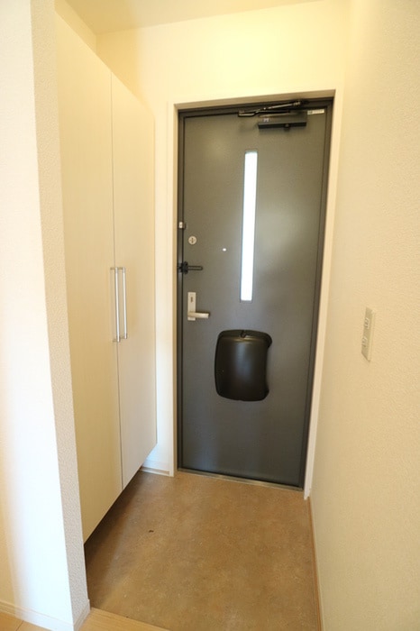 玄関 メゾンド・モンテノ－ル