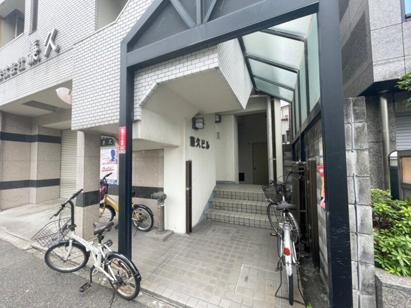 エントランス部分 兼久マンション