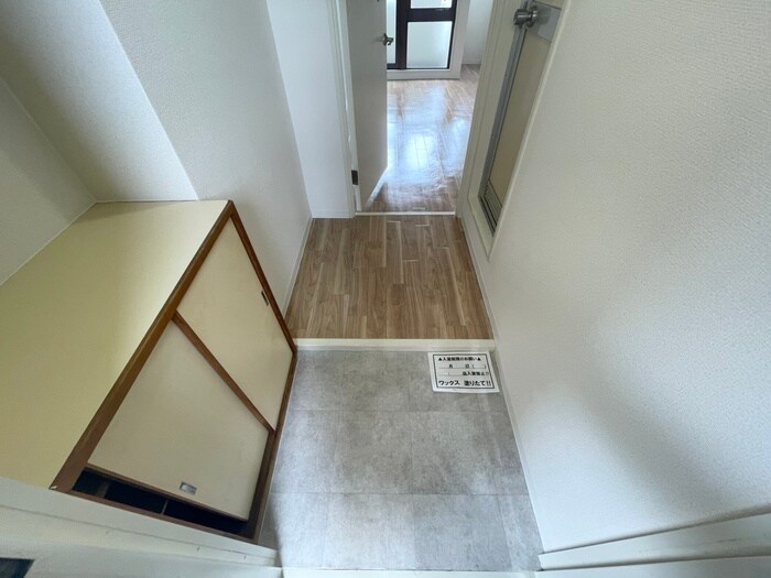 玄関 兼久マンション