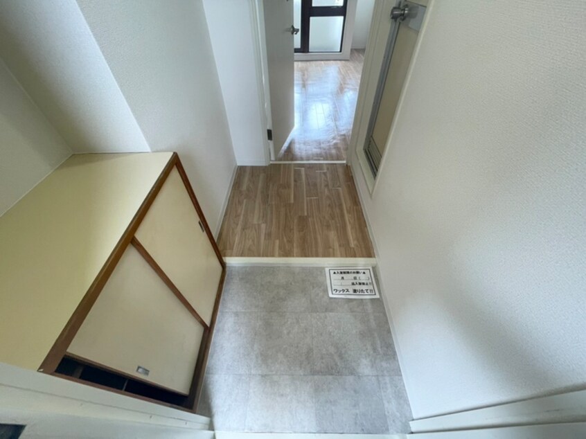 玄関 兼久マンション