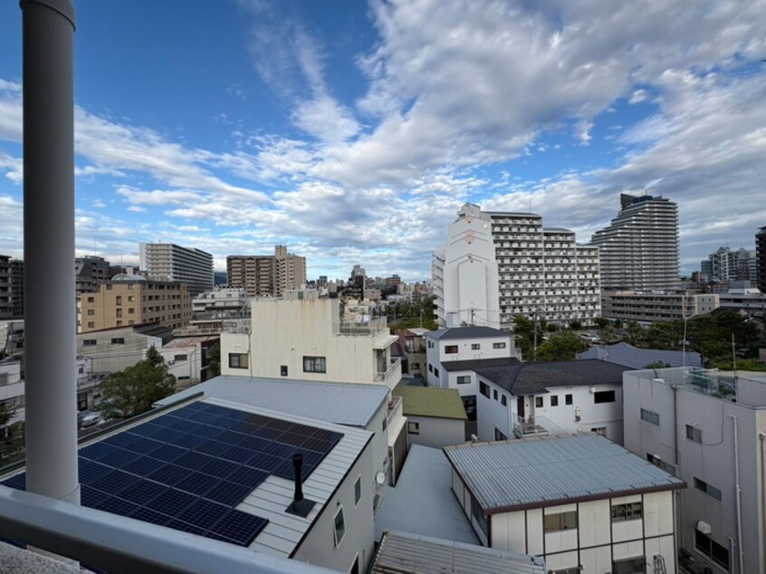 室内からの展望 兼久マンション