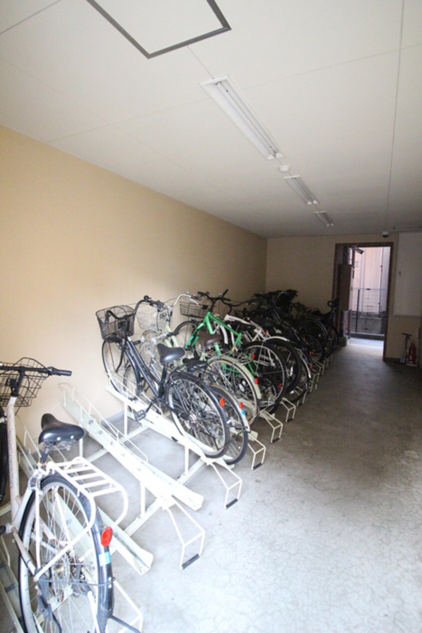駐輪場 レジディア新大阪Ⅱ