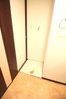 洗濯機置場 レジディア新大阪Ⅱ