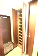 靴箱 レジディア新大阪Ⅱ