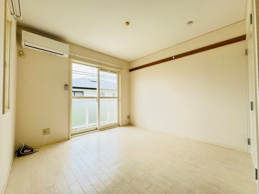 居室 ファインコ－ト仁川