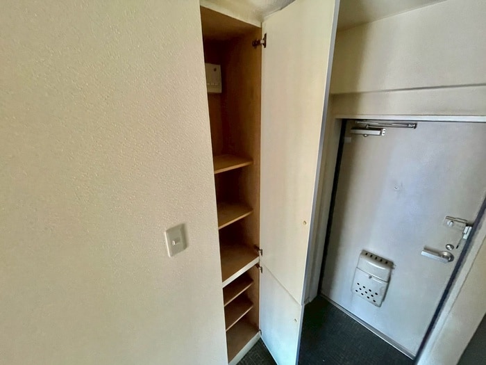 靴箱 ﾄｰｶﾝｷｬｽﾃｰﾙ六甲道（501）