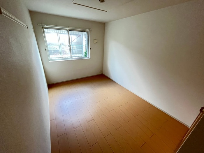 居室 サニーコート初町