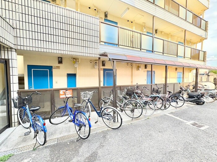 駐輪場 ヒュ－マンハウス