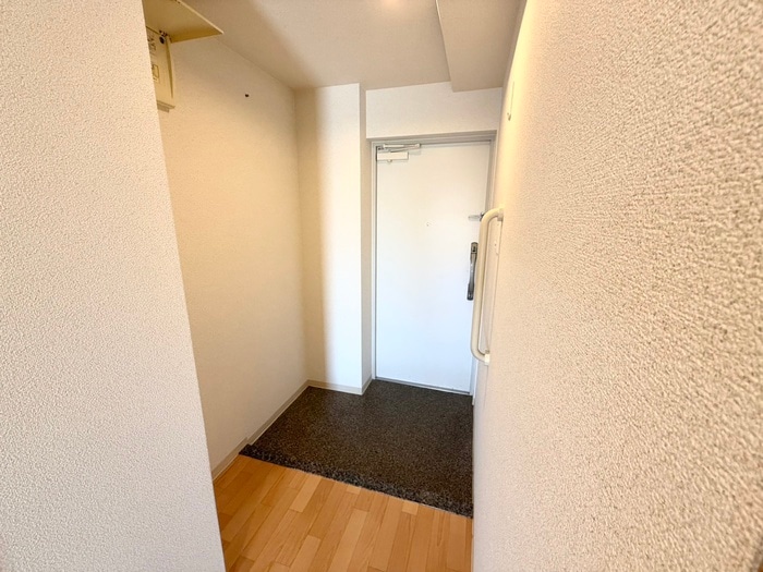 玄関 ラフィーネフォレスタ