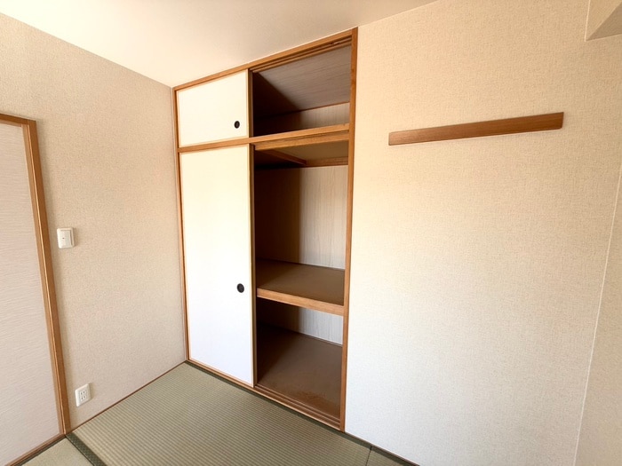 収納 ラフィーネフォレスタ