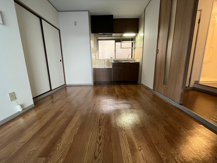 居室 イ－ストコ－ト