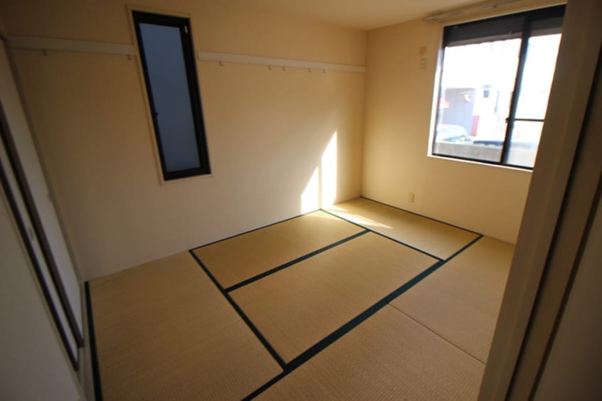 居室 ｺｰﾗﾙｺｰﾄﾐﾂﾏﾂＡ棟