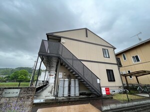 ラッキーコーポ