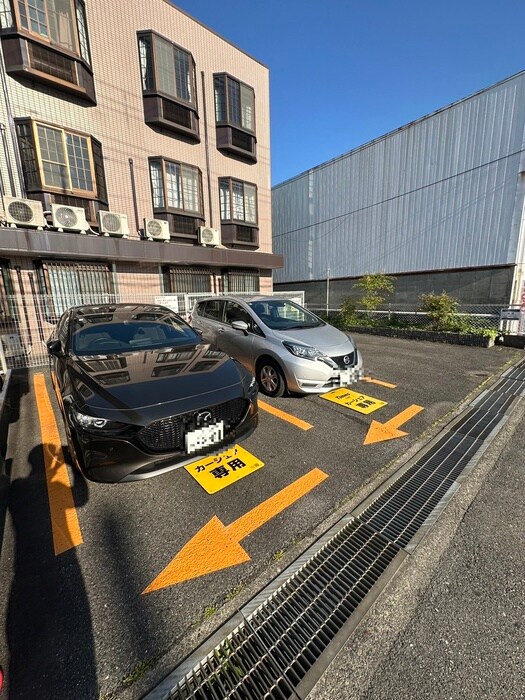 駐車場 ルネッサンス中町