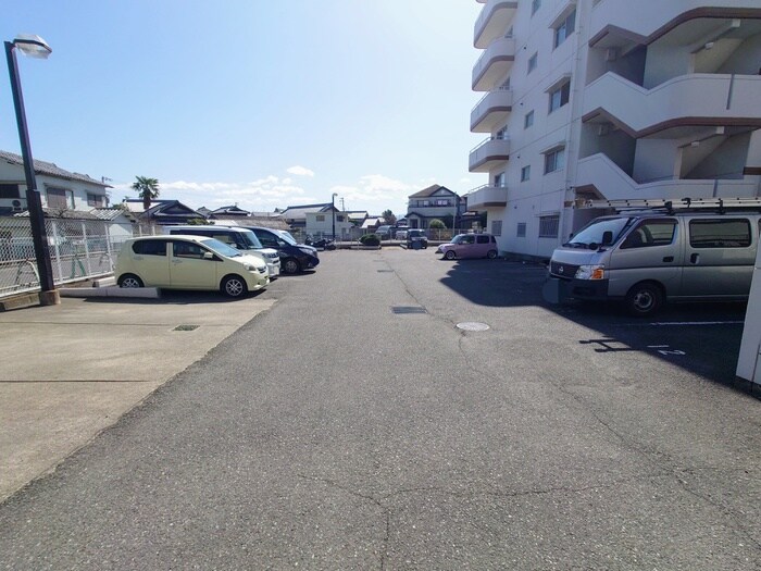 駐車場 パストラーレ久米田