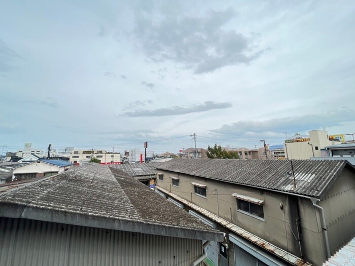 室内からの展望 ジーメゾン東大阪寿