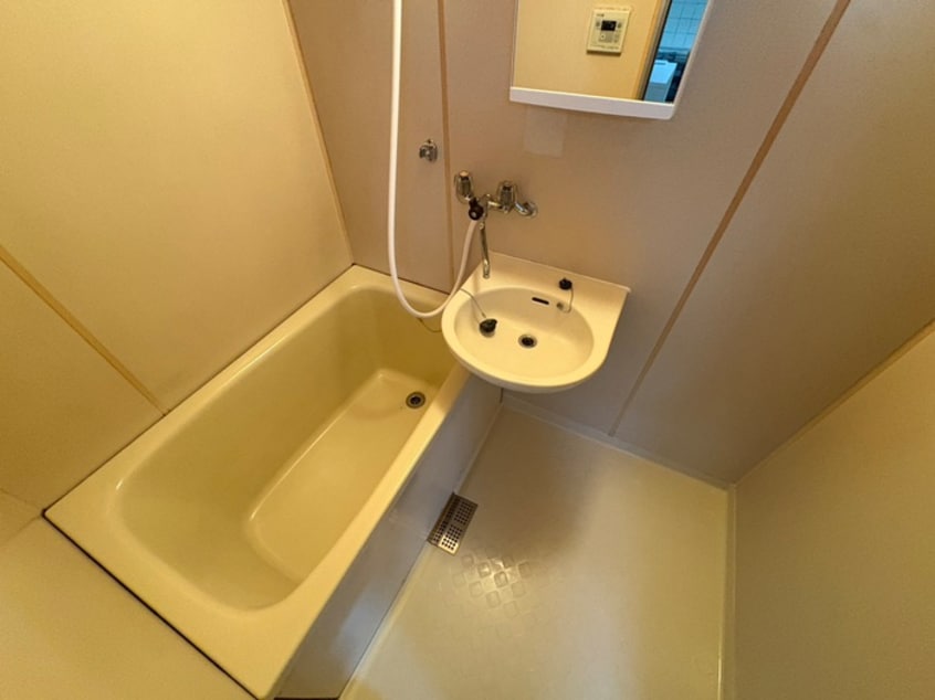 バス／シャワールーム等 泉ハイツ