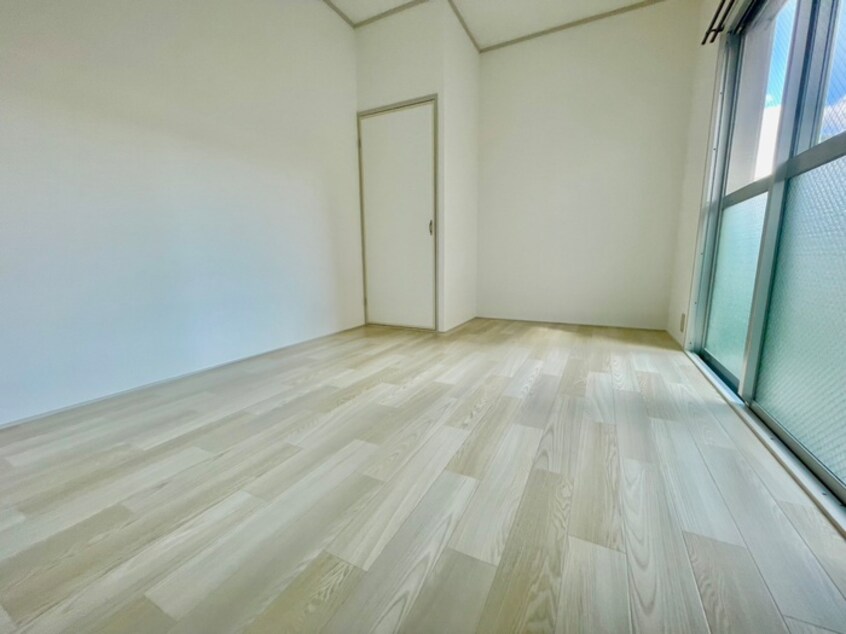 居室 サンシャイン御幸