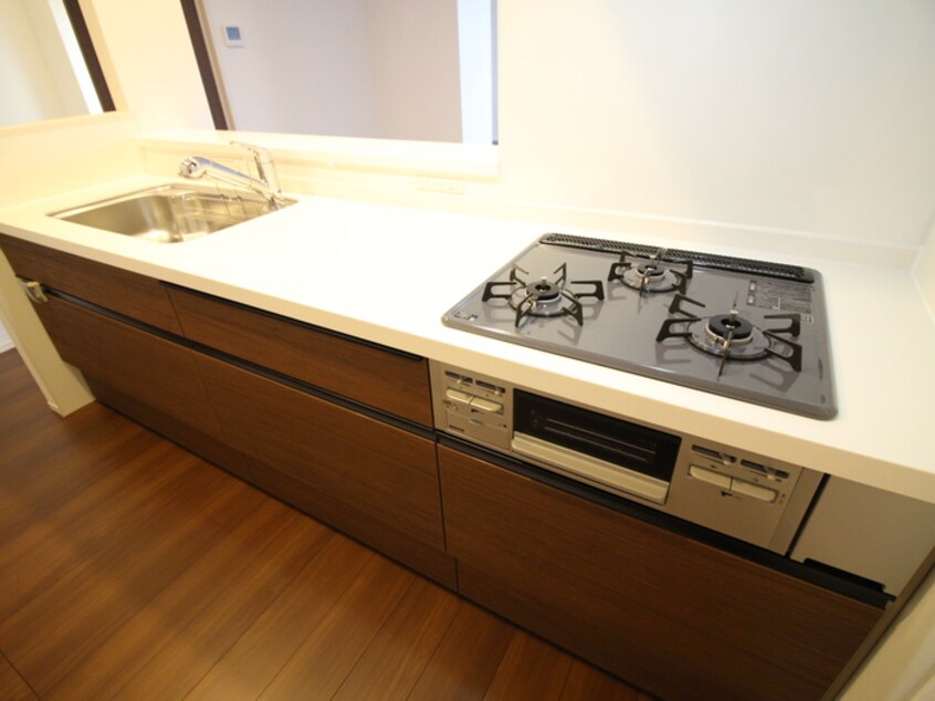 キッチン サンウェルズ水尾