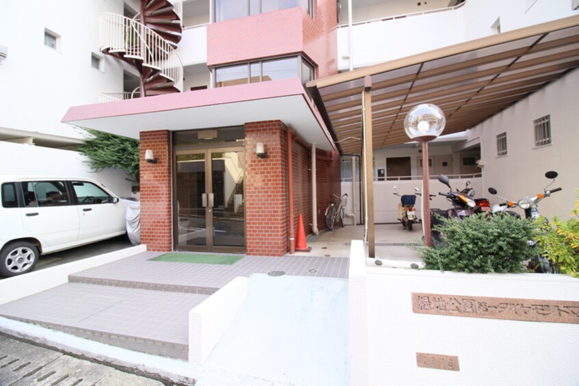 エントランス部分 緑地公園第一ﾀﾞｲﾔﾓﾝﾄﾞﾏﾝｼｮﾝ(401)