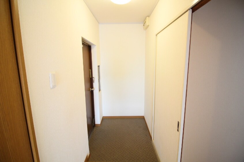 玄関 緑地公園第一ﾀﾞｲﾔﾓﾝﾄﾞﾏﾝｼｮﾝ(401)