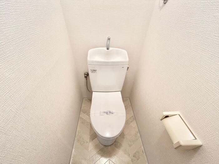 トイレ メゾンソラチ