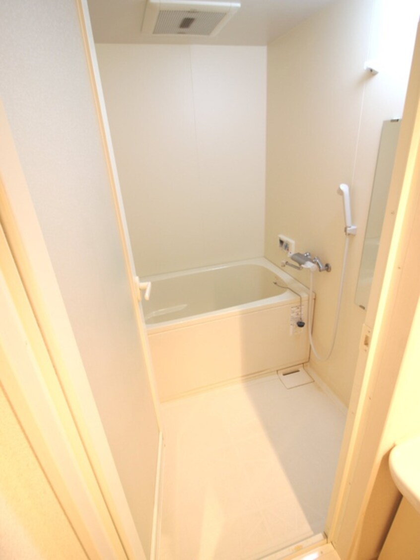 バス／シャワールーム等 ルクレ新大阪レジデンス