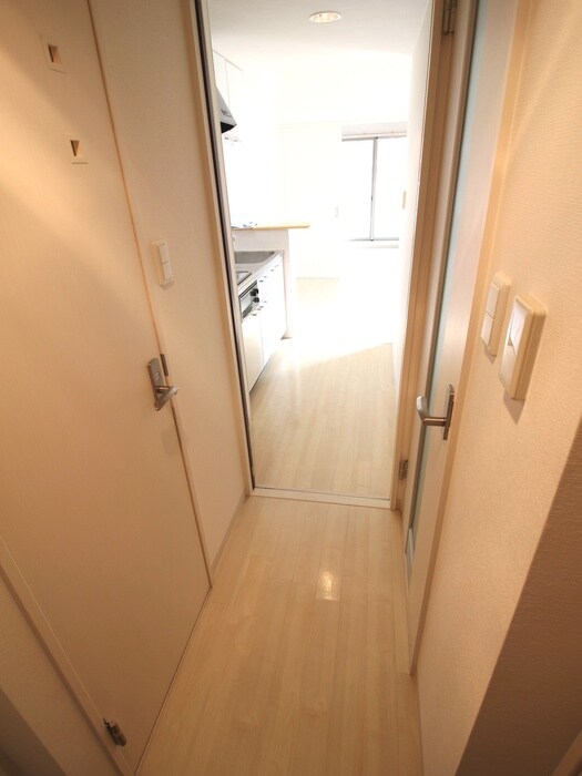 廊下 ルクレ新大阪レジデンス