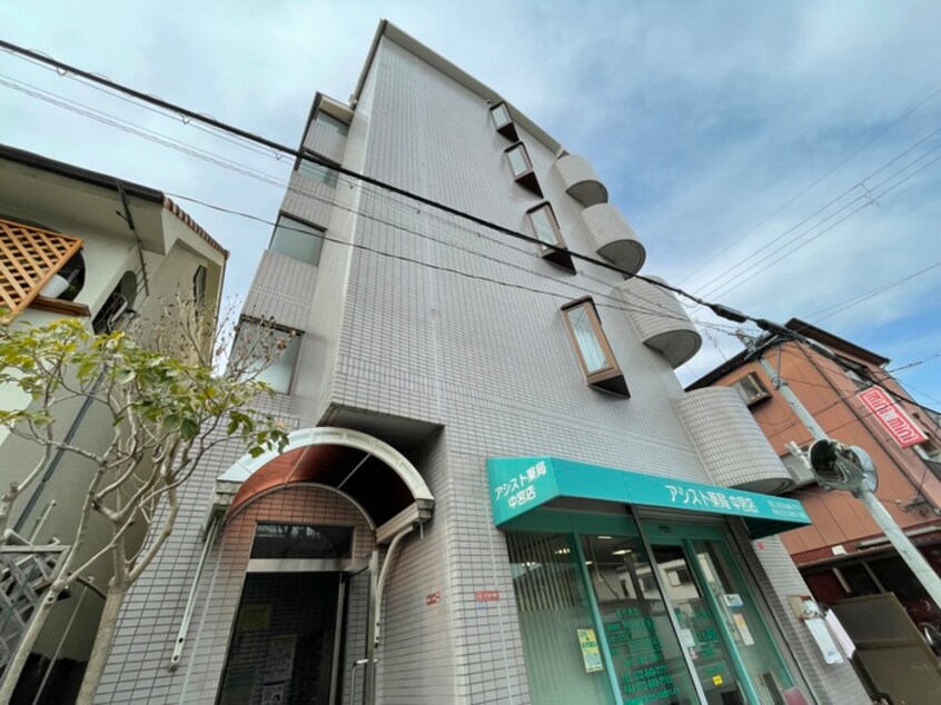 エントランス部分 シャンティ中宮２