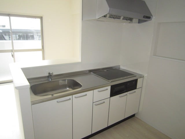 キッチン ネオ　ソレイユ