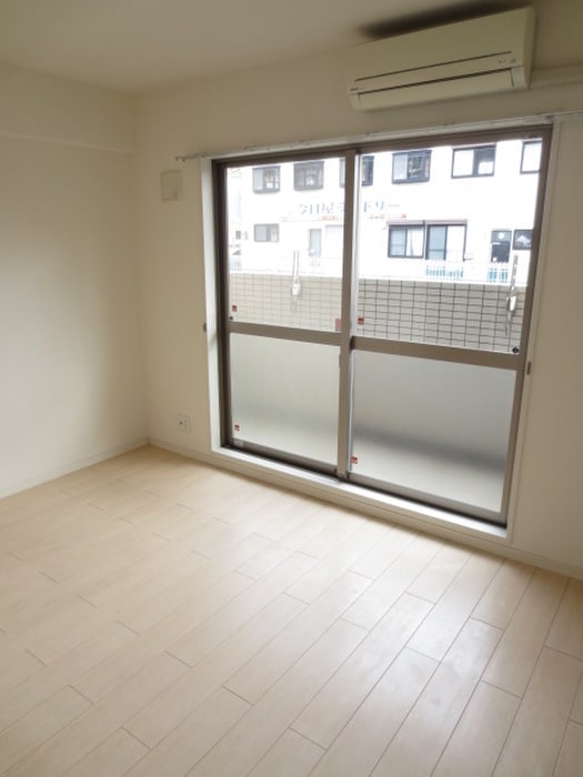 居室 エスト・ドミ－ル