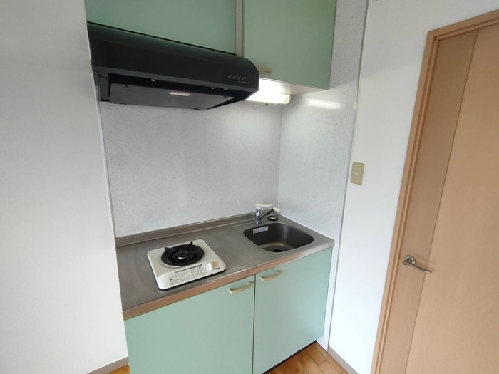 キッチン シャルレ服部