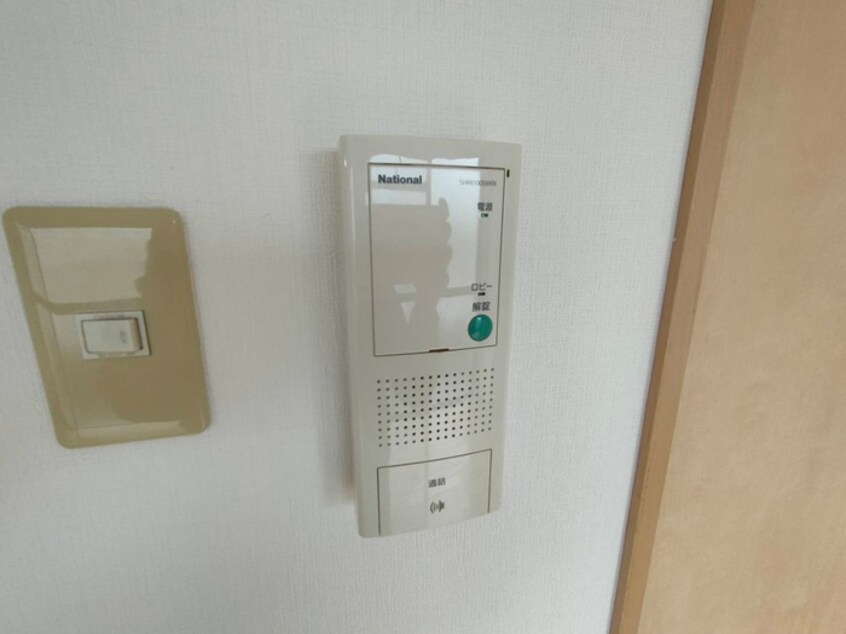 居室 シャルレ服部