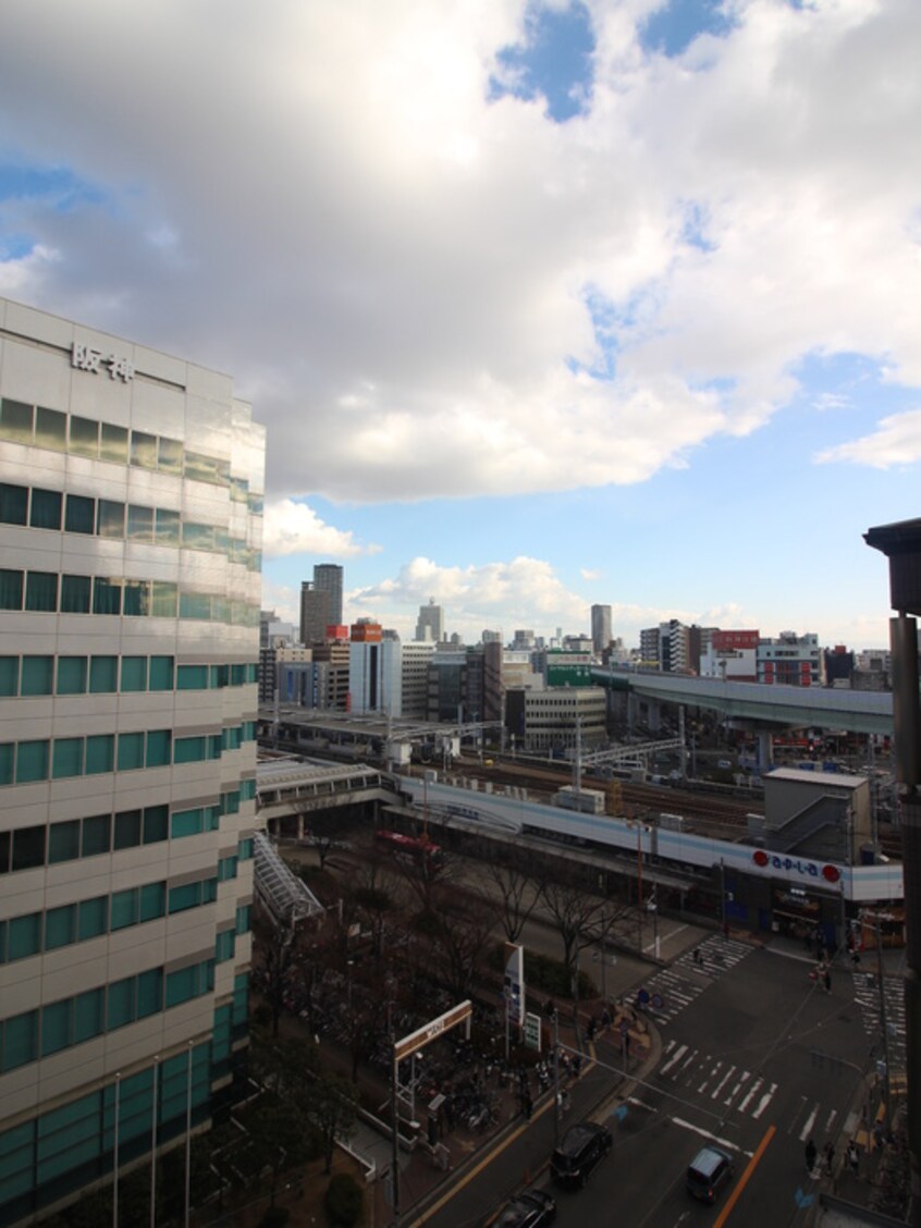 室内からの展望 セレニテフラン野田阪神駅前