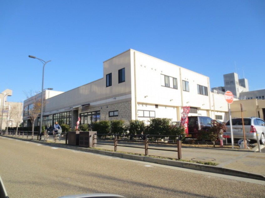 コノミヤ摂津市駅前店(スーパー)まで449m アンセスタ－９１