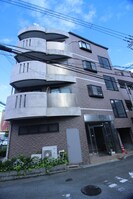 カルム・Ⅱの外観