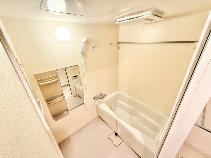 バス／シャワールーム等 セラビ１１２