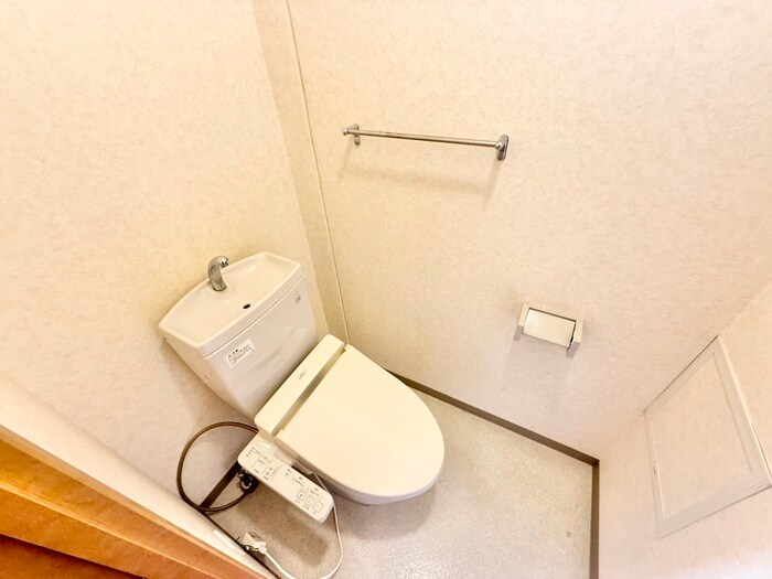 トイレ セラビ１１２