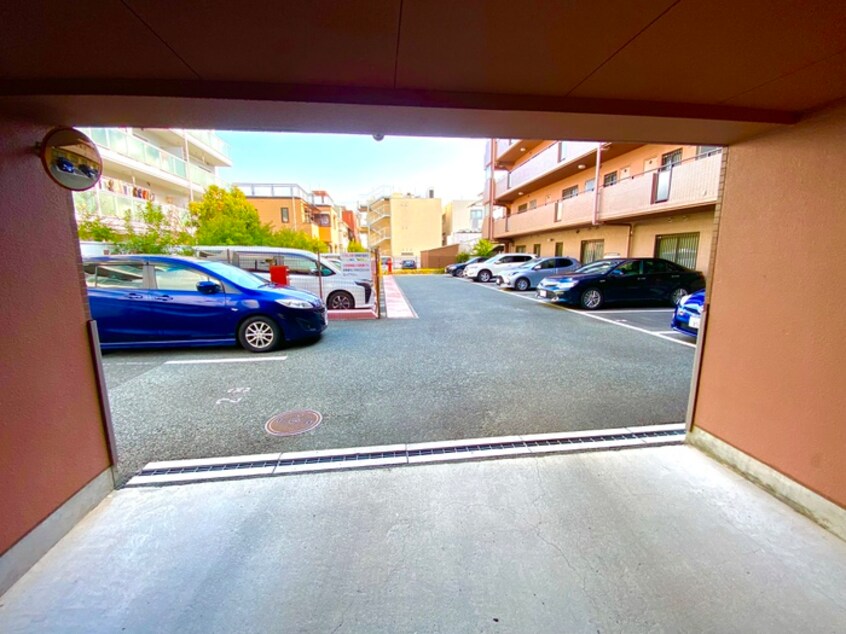 駐車場 ココ西宮