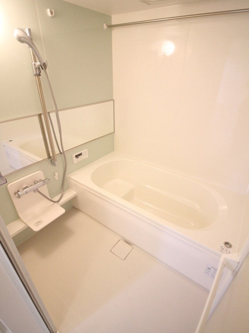 バス／シャワールーム等 cremerie maison