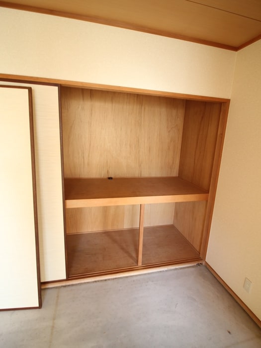 収納 阪神ﾊｲｸﾞﾚｰﾄﾞﾏﾝｼｮﾝ７番館