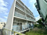 ウエストマンション魚住