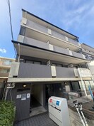 ｱｳﾞｧﾝｾｸｰﾙ道正町の外観