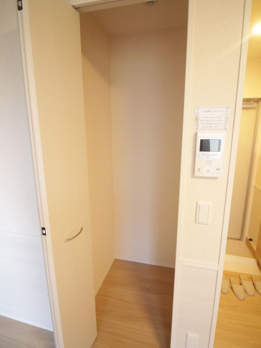 収納 すみれそう