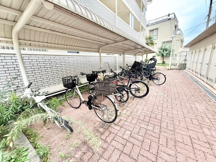 駐輪場 香里園ヒルズ1号棟