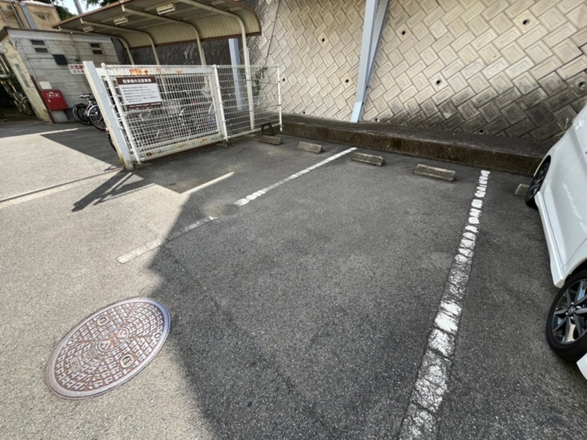 駐車場 クレ－ル加茂