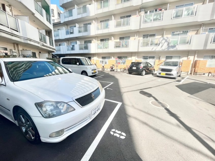 駐車場 森岡ハイツ