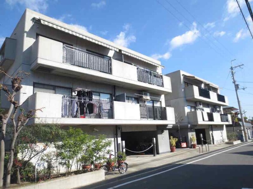 外観写真 ラジュニ－ル春日丘